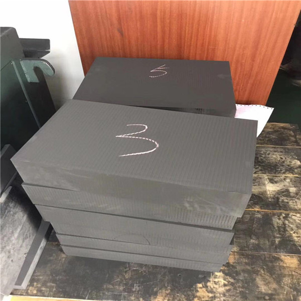 怎樣延長石墨板的使用壽命？